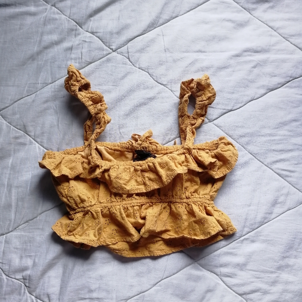 FOREVER 21 Mustard Yellow Eyelet Crop Ruffle Top Cottagecore 100% Cotton Small - Picture 5 of 6